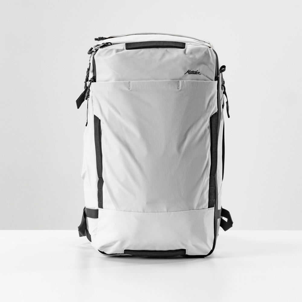 GlobeRider35 Travel Backpack - Arctic White