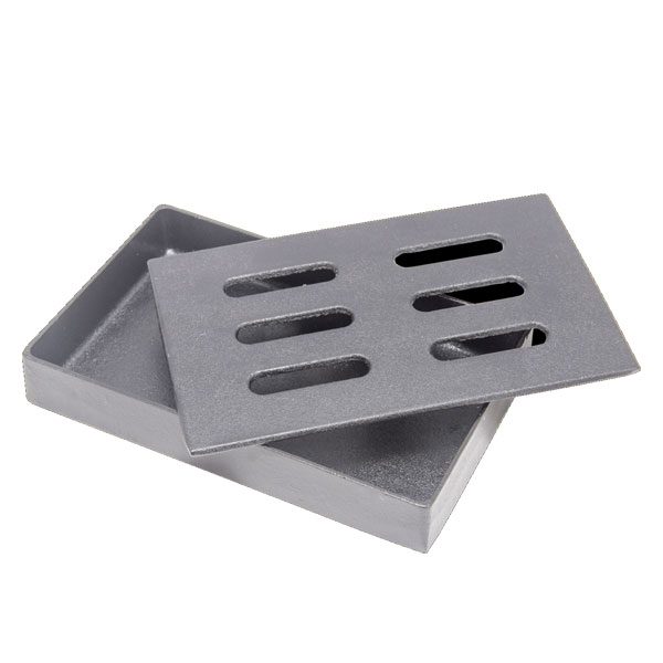 Charbroil - Cast iron smoker box