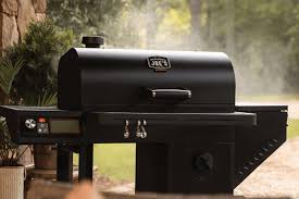 Oklahoma Joes Tahoma auto feed charcoal smoker with digital temperature control
