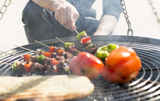 La Hacienda - Tripod With Hanging Grill