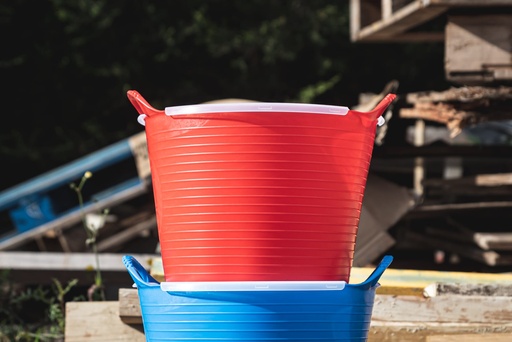 Red  Gorilla -  Tubs & Recycled Black Tubs - 14L Red