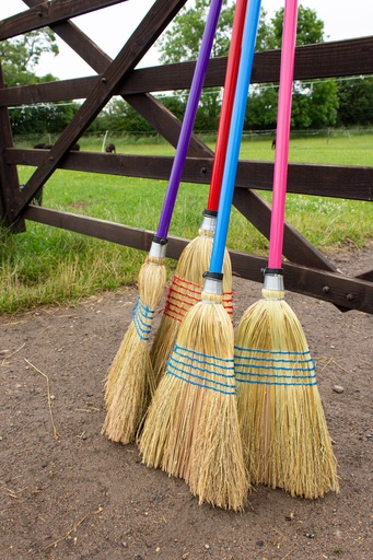 Red  Gorilla - Corn Brooms - Large (NEW 120CM HANDLE RED)  