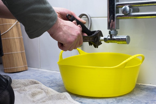 Red  Gorilla - Gorilla Tubs & Recycled Black Tubs - Mini Shallow 5L -Yellow 