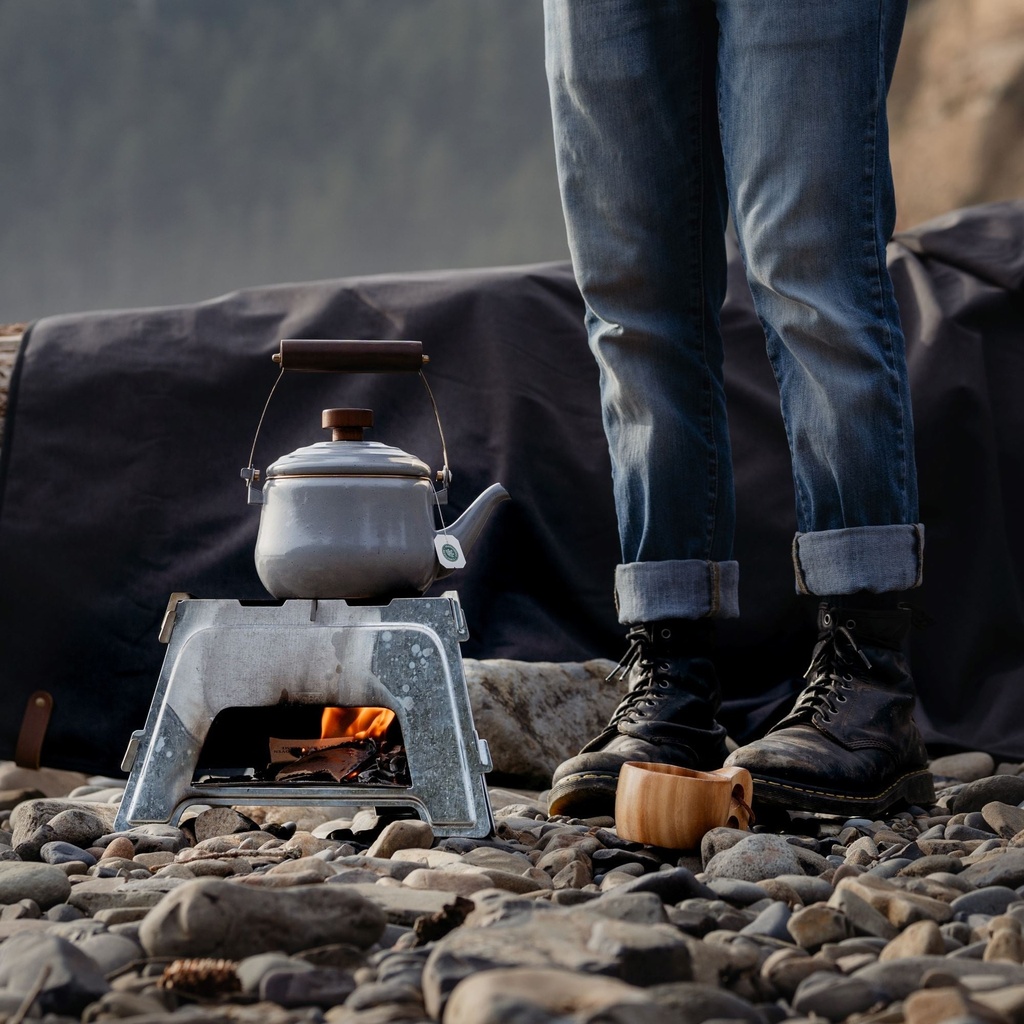 [04-0001] Portable Camp Stove Image 