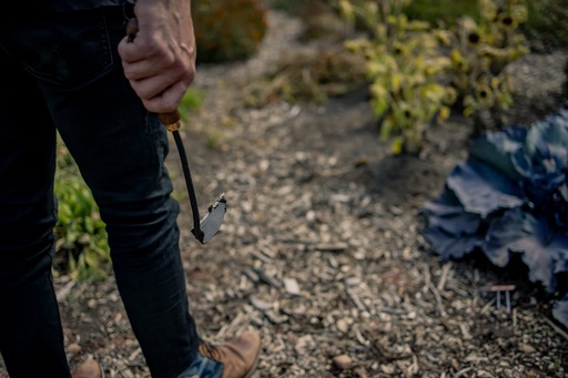 BareBones - Japanese Weeding Hoe  - Walnut/Black