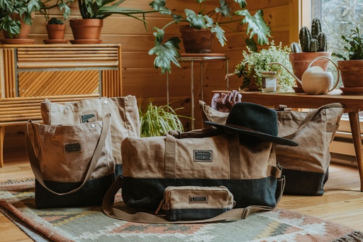 BareBones - Neelum Dopp Kit (Khaki) -DISCONTINUED