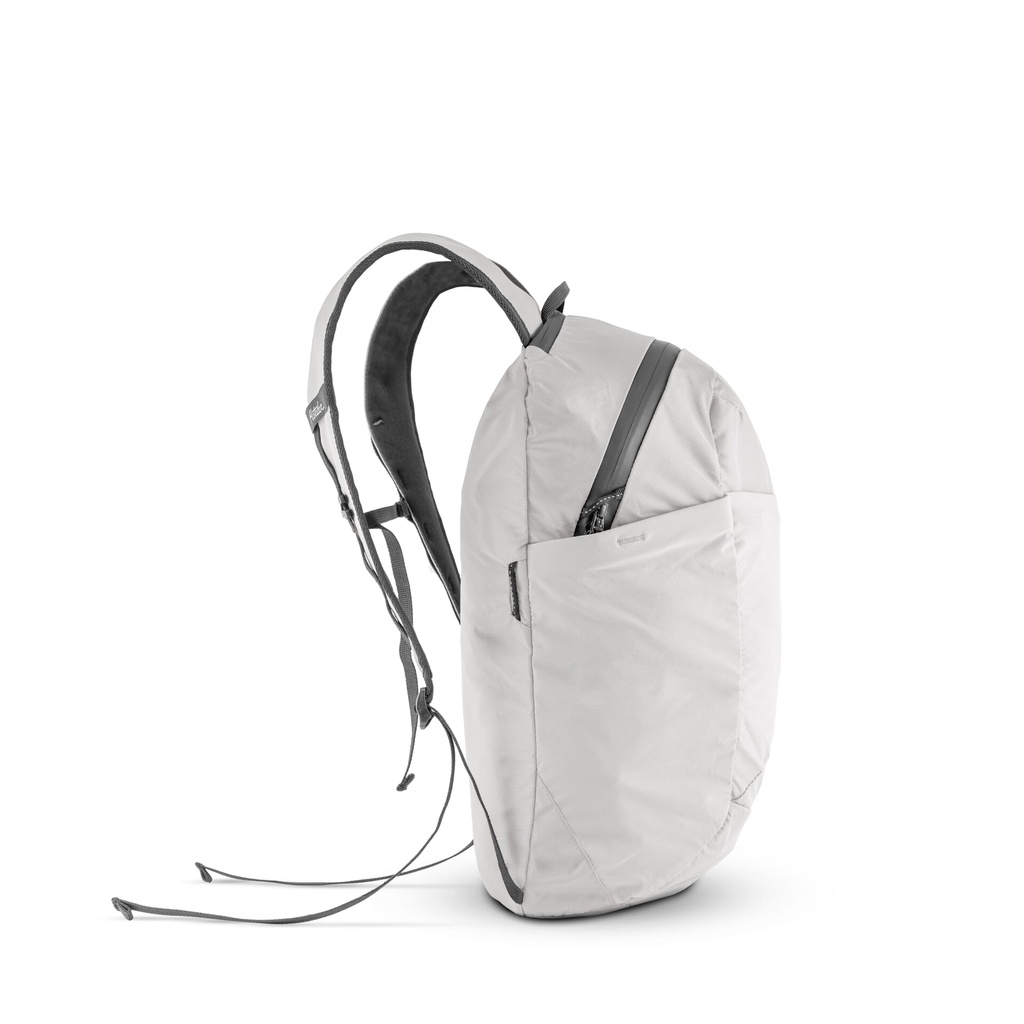 Matador - ReFraction Packable Backpack - Arctic White - DISC