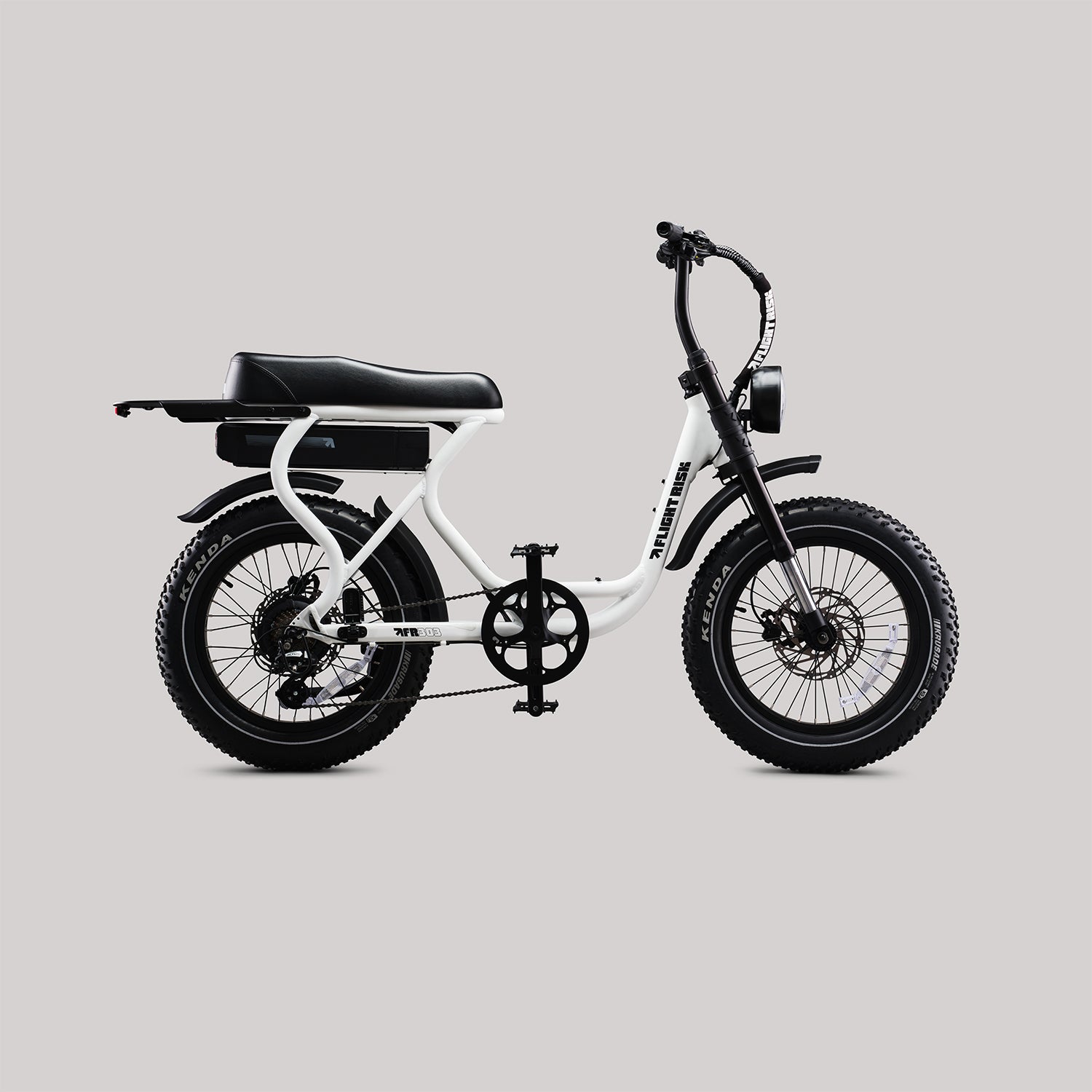 FR303 – The Street - White