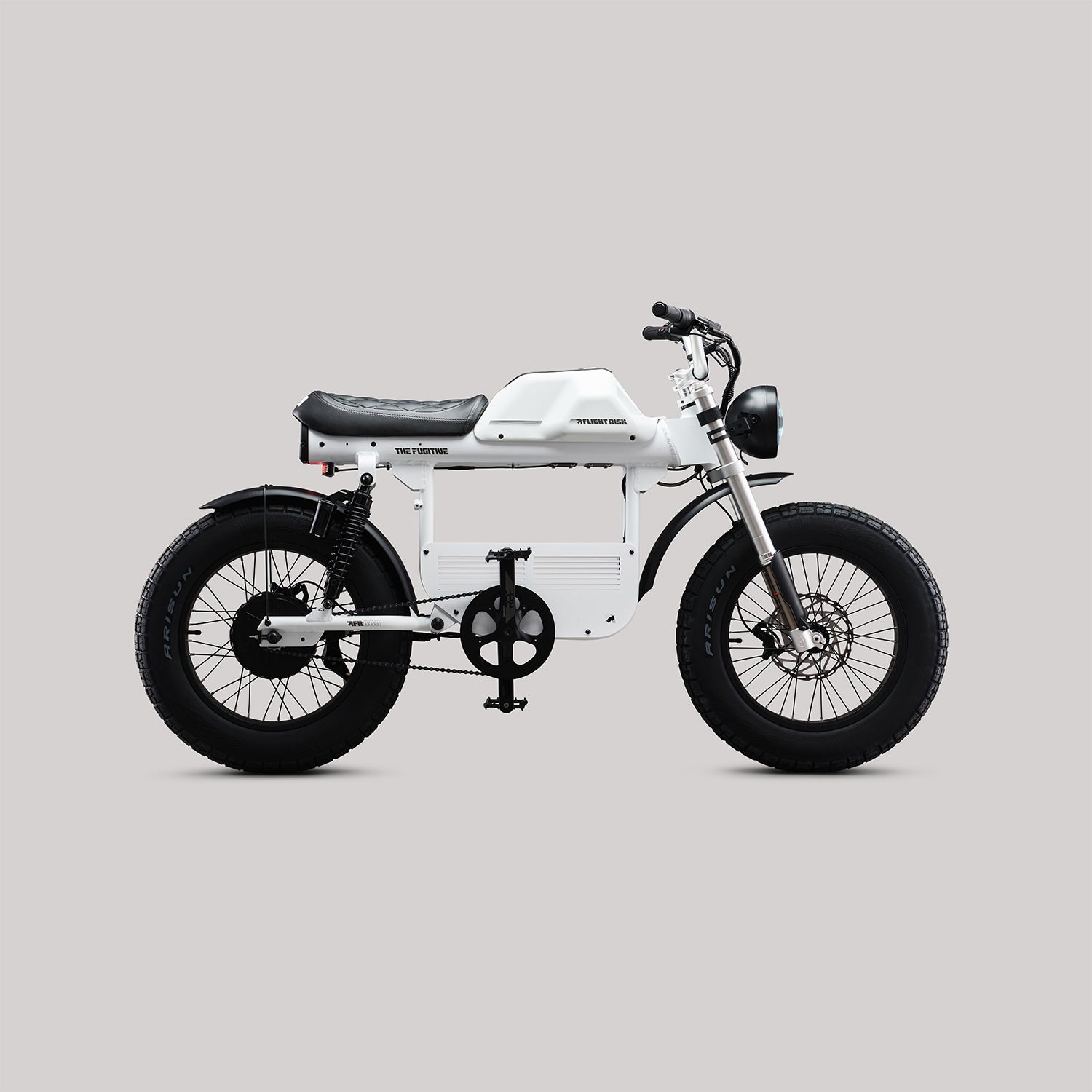 FR888 – The Fugitive - White